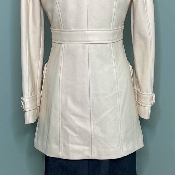 Tulle Cream Color Fully Lined Women’s Pea Coat Size Medium - Picture 10 of 13
